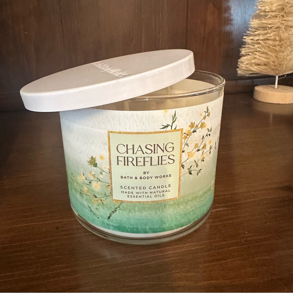 Bath and Body Works Chasing Fireflies 3-Wick Candle